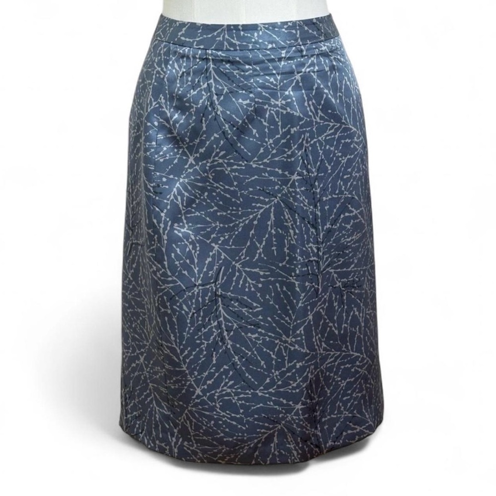 J Crew 100% silk blue pattern skirt - size 6